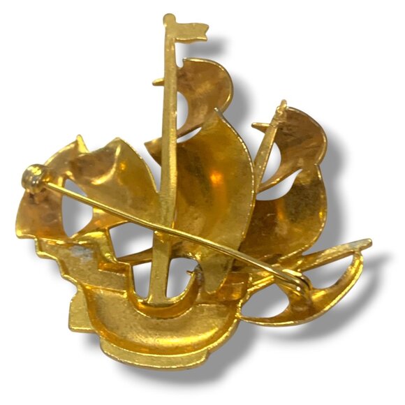 Vintage Gold-Tone Ship Brooch Pin With Filigree Design & Enamel Details - Picture 4 of 6
